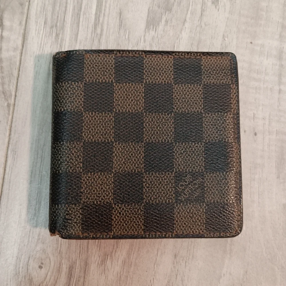 Authentic LOUIS VUITTON Damier Porte Monnaie Wallet Brown